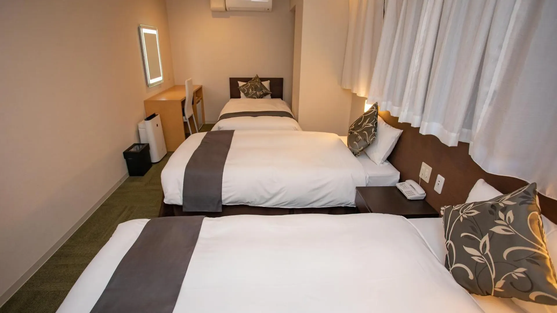 Hotel Axiainn Osaka-Uehonmachi 3*, Ōsaka